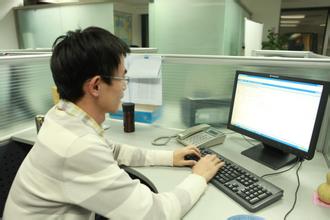 中小物流企业握手<a href='http://www.lancent.cc/logistics' title='物流管理系统' target='_blank'>物流管理系统</a>